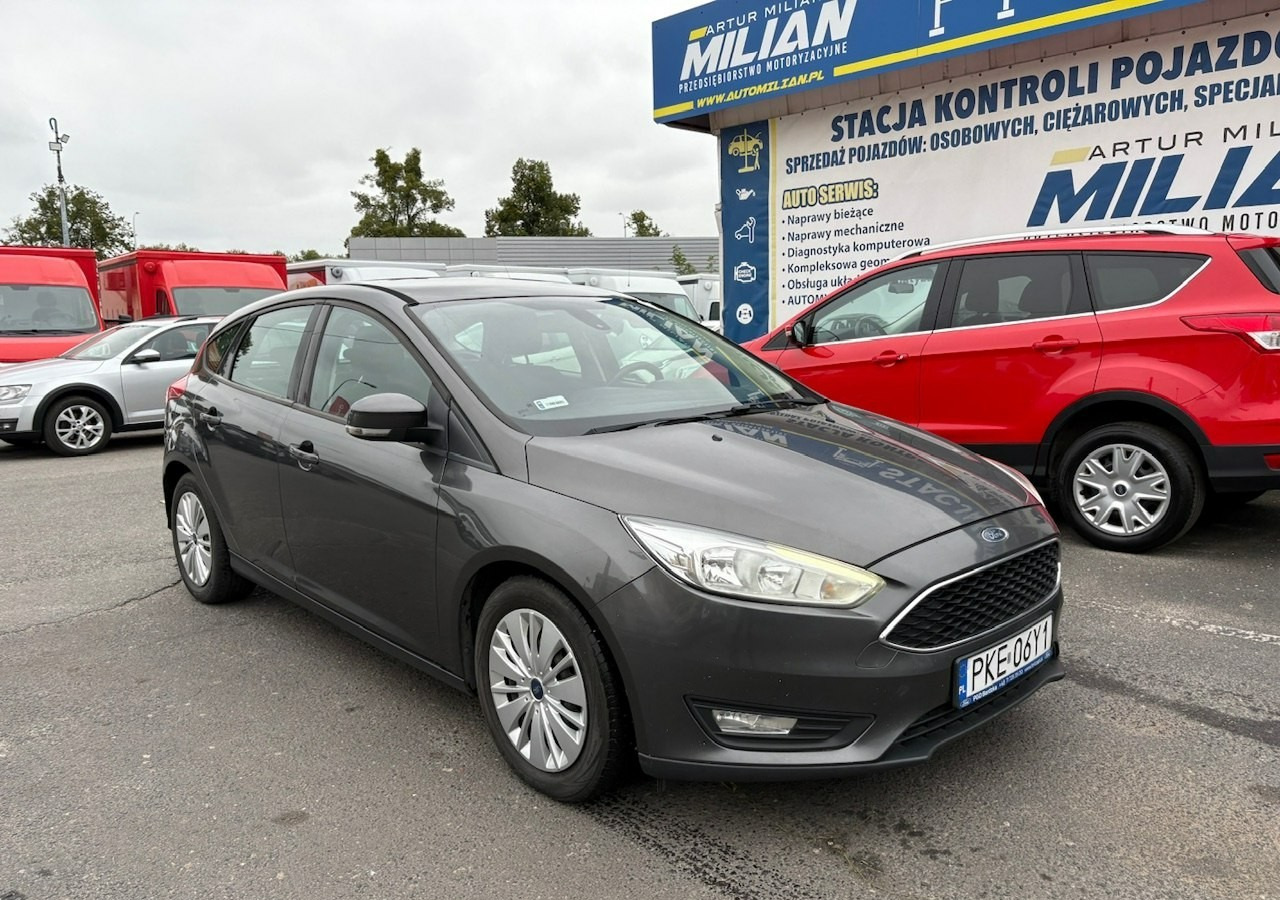 Ford Focus III Focus 1.0 EcoBoost Klima Salon PL 2015 - Hatchback: slika Ford Focus III Focus 1.0 EcoBoost Klima Salon PL 2015 - Hatchback Ford Focus III Focus 1.0 EcoBoost Klima Salon PL 2015 - Hatchback: slika Ford Focus III Focus 1.0 EcoBoost Klima Salon PL 2015 - Hatchback