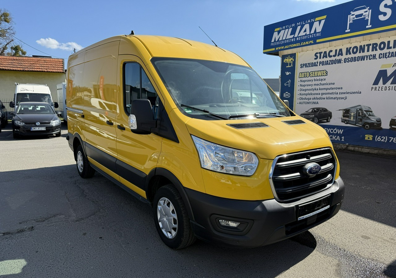 Ford Transit Ford Transit Klima Panel Kamera 167tkm Model 2022 - Furgon: slika Ford Transit Ford Transit Klima Panel Kamera 167tkm Model 2022 - Furgon Ford Transit Ford Transit Klima Panel Kamera 167tkm Model 2022 - Furgon: slika Ford Transit Ford Transit Klima Panel Kamera 167tkm Model 2022 - Furgon