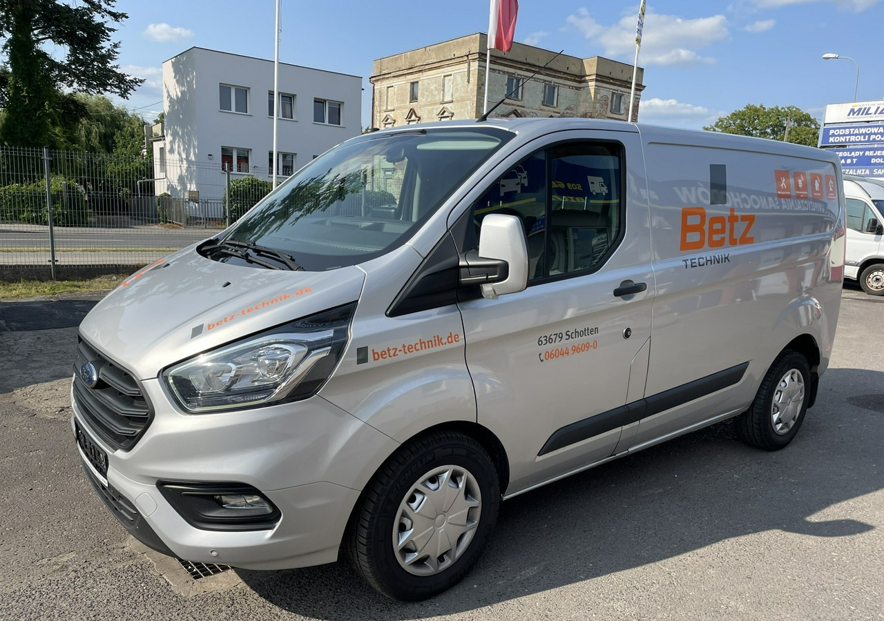 Ford Transit Transit Custom Ford Transit Custom 2.0-130KM AUTOMAT Klima Model 201 - Furgon: slika Ford Transit Transit Custom Ford Transit Custom 2.0-130KM AUTOMAT Klima Model 201 - Furgon Ford Transit Transit Custom Ford Transit Custom 2.0-130KM AUTOMAT Klima Model 201 - Furgon: slika Ford Transit Transit Custom Ford Transit Custom 2.0-130KM AUTOMAT Klima Model 201 - Furgon