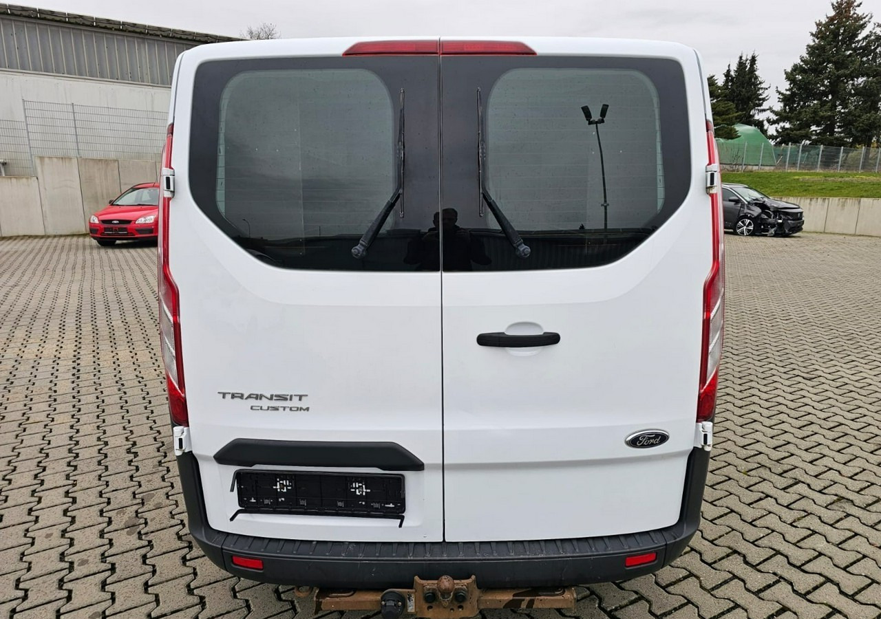 Zakup  Ford Transit Transit Custom Ford Transit Custom 2.2-125KM Klima 2015 Ford Transit Transit Custom Ford Transit Custom 2.2-125KM Klima 2015: slika Zakup  Ford Transit Transit Custom Ford Transit Custom 2.2-125KM Klima 2015 Ford Transit Transit Custom Ford Transit Custom 2.2-125KM Klima 2015