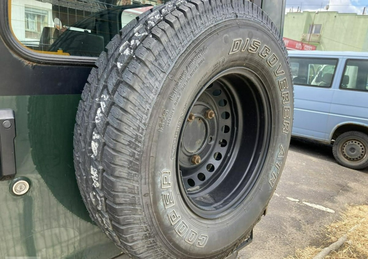 Zakup  Iveco Massif Iveco 3.0 HPI 4X4 Klima Massif Santana Ciężarowy 2009 Iveco Massif Iveco 3.0 HPI 4X4 Klima Massif Santana Ciężarowy 2009: slika Zakup  Iveco Massif Iveco 3.0 HPI 4X4 Klima Massif Santana Ciężarowy 2009 Iveco Massif Iveco 3.0 HPI 4X4 Klima Massif Santana Ciężarowy 2009