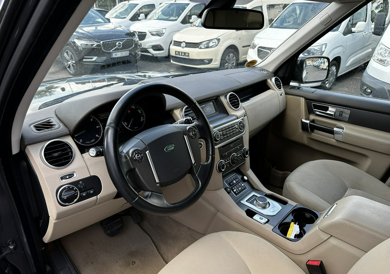 Land Rover Discovery IV Discovery IV 3.0SD V6 HSE Bogate Wyposażenie 2013 - SUV: slika Land Rover Discovery IV Discovery IV 3.0SD V6 HSE Bogate Wyposażenie 2013 - SUV Land Rover Discovery IV Discovery IV 3.0SD V6 HSE Bogate Wyposażenie 2013 - SUV: slika Land Rover Discovery IV Discovery IV 3.0SD V6 HSE Bogate Wyposażenie 2013 - SUV