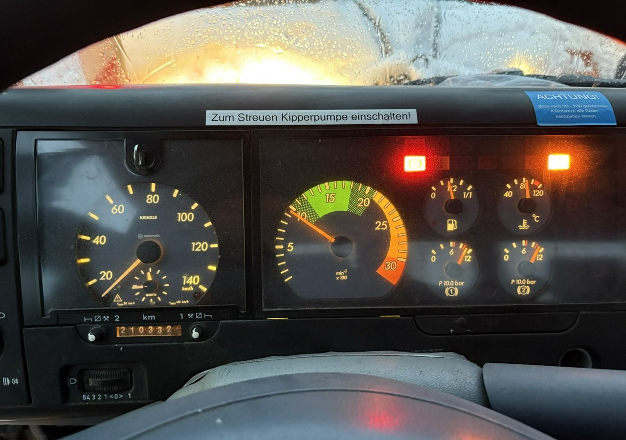 Mercedes-Benz Inny Mercedes-Benz Mercedes Vario 815 Wywrotka 4X4 2004 Pług posypywarka odśnieżarka - Vozilo za čišćenje snijega: slika Mercedes-Benz Inny Mercedes-Benz Mercedes Vario 815 Wywrotka 4X4 2004 Pług posypywarka odśnieżarka - Vozilo za čišćenje snijega Mercedes-Benz Inny Mercedes-Benz Mercedes Vario 815 Wywrotka 4X4 2004 Pług posypywarka odśnieżarka - Vozilo za čišćenje snijega: slika Mercedes-Benz Inny Mercedes-Benz Mercedes Vario 815 Wywrotka 4X4 2004 Pług posypywarka odśnieżarka - Vozilo za čišćenje snijega