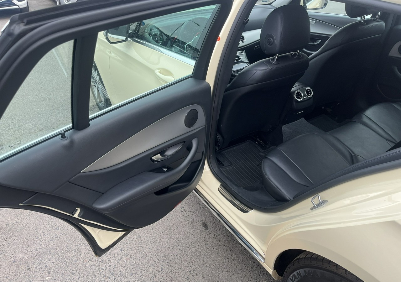 Automobil Mercedes-Benz Klasa E E220d T 9G-tronic 197KM Navi FullLed Kamera Asystent Model 2020 FV 2: slika Automobil Mercedes-Benz Klasa E E220d T 9G-tronic 197KM Navi FullLed Kamera Asystent Model 2020 FV 2