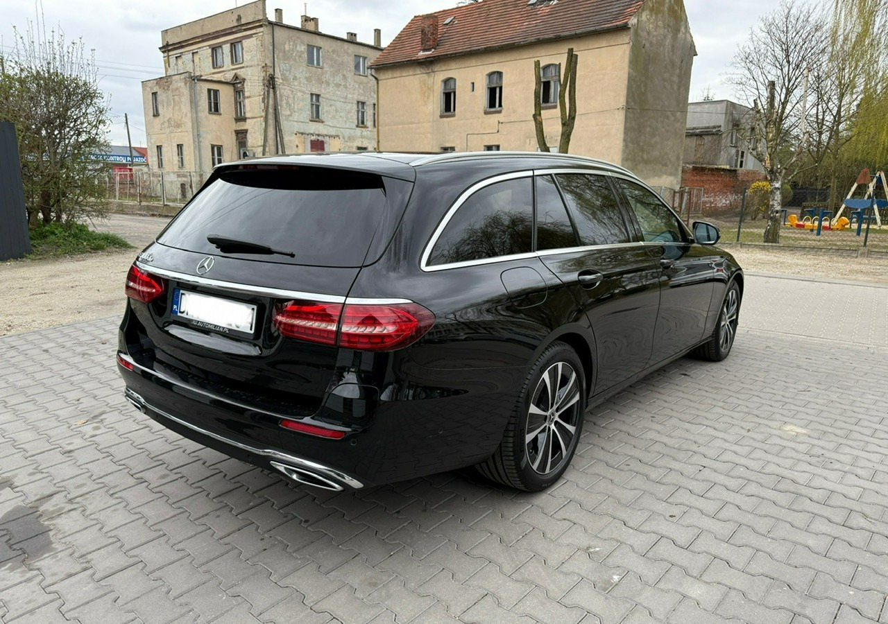 Mercedes-Benz Klasa E E300de EQ-Power Hybrid 50km na prądzie 2.0d 306KM Avantgarde Panoram - Automobil: slika Mercedes-Benz Klasa E E300de EQ-Power Hybrid 50km na prądzie 2.0d 306KM Avantgarde Panoram - Automobil Mercedes-Benz Klasa E E300de EQ-Power Hybrid 50km na prądzie 2.0d 306KM Avantgarde Panoram - Automobil: slika Mercedes-Benz Klasa E E300de EQ-Power Hybrid 50km na prądzie 2.0d 306KM Avantgarde Panoram - Automobil