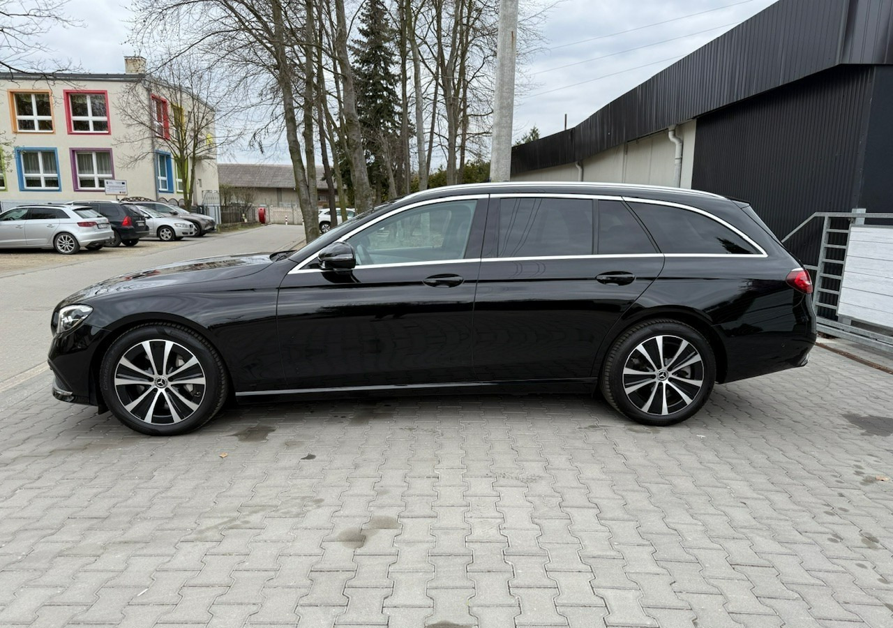 Mercedes-Benz Klasa E E300de EQ-Power Hybrid 50km na prądzie 2.0d 306KM Avantgarde Panoram - Automobil: slika Mercedes-Benz Klasa E E300de EQ-Power Hybrid 50km na prądzie 2.0d 306KM Avantgarde Panoram - Automobil Mercedes-Benz Klasa E E300de EQ-Power Hybrid 50km na prądzie 2.0d 306KM Avantgarde Panoram - Automobil: slika Mercedes-Benz Klasa E E300de EQ-Power Hybrid 50km na prądzie 2.0d 306KM Avantgarde Panoram - Automobil