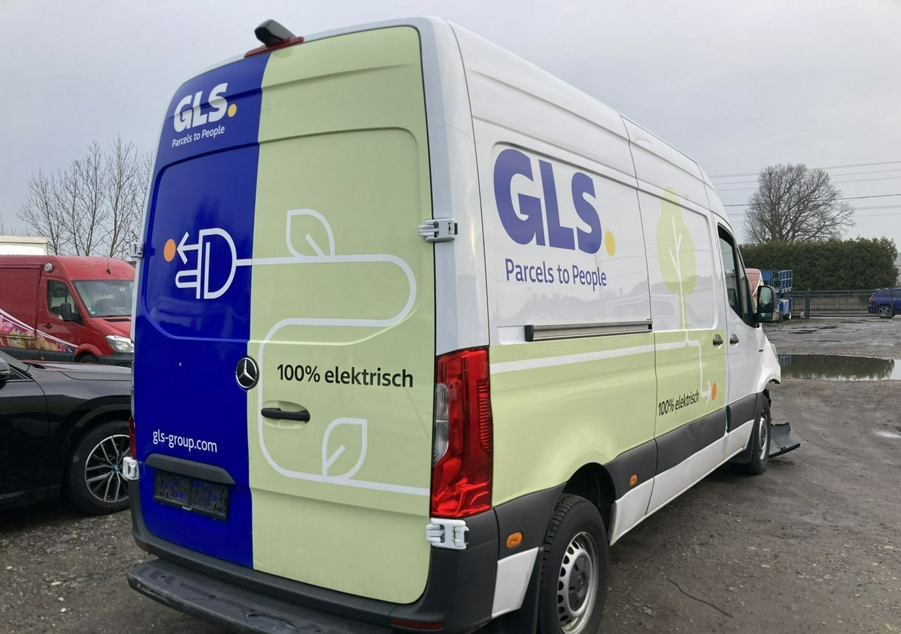 Mercedes-Benz Sprinter Mercedes Sprinter Elektryk Model 2023 - Furgon, Električno dostavno vozilo: slika Mercedes-Benz Sprinter Mercedes Sprinter Elektryk Model 2023 - Furgon, Električno dostavno vozilo Mercedes-Benz Sprinter Mercedes Sprinter Elektryk Model 2023 - Furgon, Električno dostavno vozilo: slika Mercedes-Benz Sprinter Mercedes Sprinter Elektryk Model 2023 - Furgon, Električno dostavno vozilo