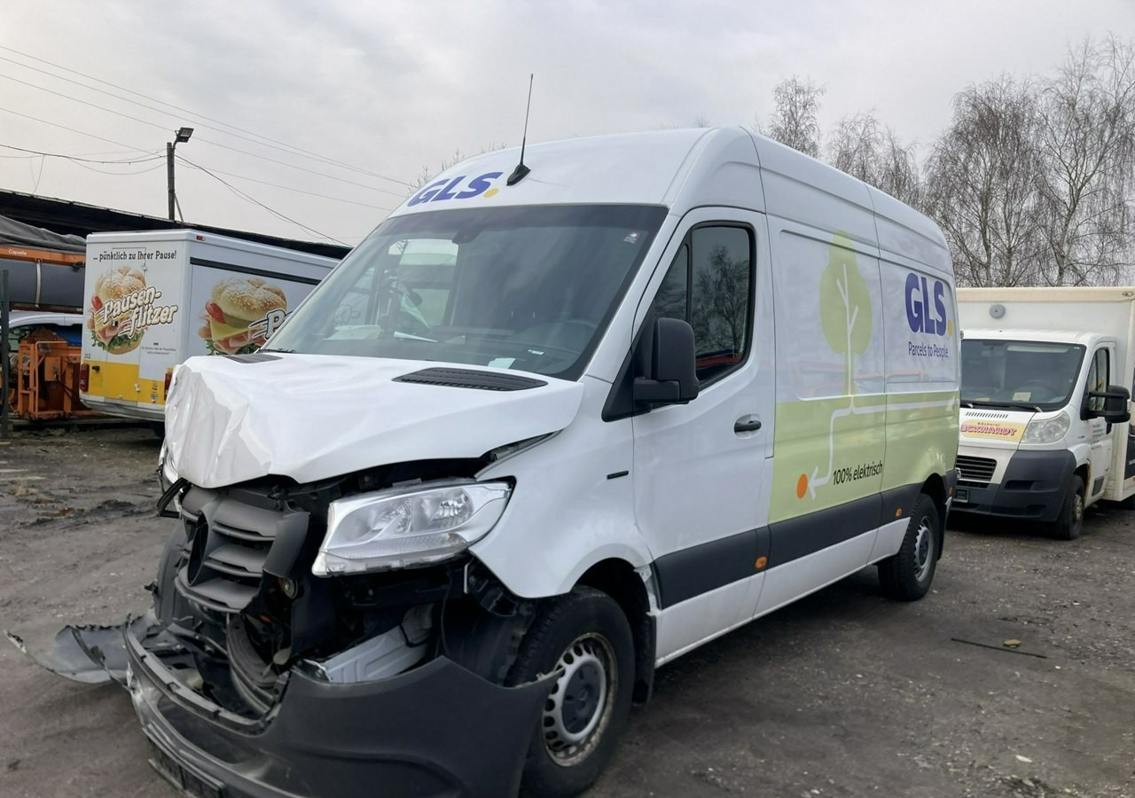 Mercedes-Benz Sprinter Mercedes Sprinter Elektryk Model 2023 - Furgon, Električno dostavno vozilo: slika Mercedes-Benz Sprinter Mercedes Sprinter Elektryk Model 2023 - Furgon, Električno dostavno vozilo Mercedes-Benz Sprinter Mercedes Sprinter Elektryk Model 2023 - Furgon, Električno dostavno vozilo: slika Mercedes-Benz Sprinter Mercedes Sprinter Elektryk Model 2023 - Furgon, Električno dostavno vozilo