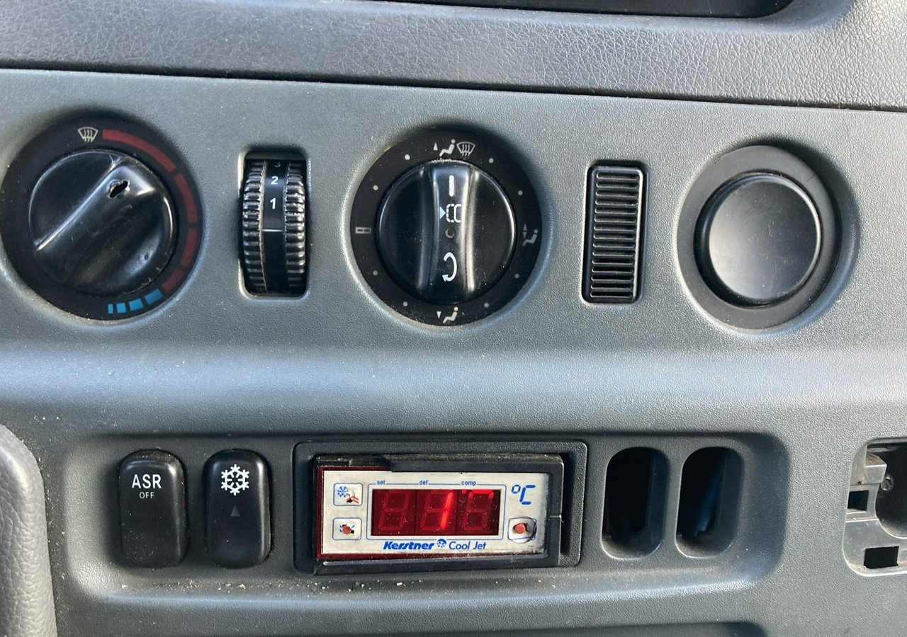 Mercedes-Benz Sprinter Sprinter 313 CDI Chłodnia -Mrożnia Kesstner - Dostavno vozilo hladnjača: slika Mercedes-Benz Sprinter Sprinter 313 CDI Chłodnia -Mrożnia Kesstner - Dostavno vozilo hladnjača Mercedes-Benz Sprinter Sprinter 313 CDI Chłodnia -Mrożnia Kesstner - Dostavno vozilo hladnjača: slika Mercedes-Benz Sprinter Sprinter 313 CDI Chłodnia -Mrożnia Kesstner - Dostavno vozilo hladnjača