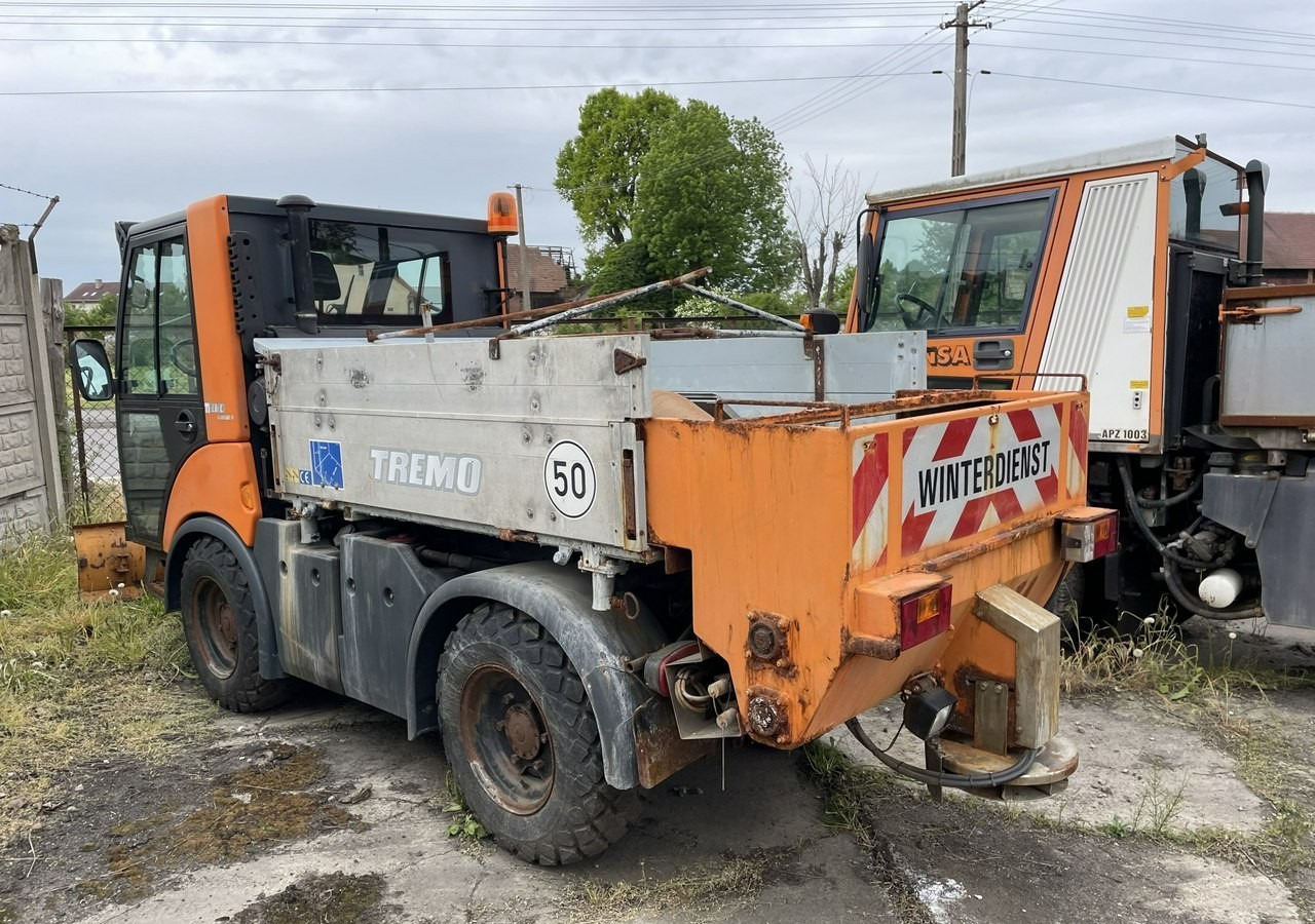 Multicar Inny Multicar Multicar 4X4 TREMO X56 Wywrotka odśnieżarka posypywarka odkurzacz - Kiper: slika Multicar Inny Multicar Multicar 4X4 TREMO X56 Wywrotka odśnieżarka posypywarka odkurzacz - Kiper Multicar Inny Multicar Multicar 4X4 TREMO X56 Wywrotka odśnieżarka posypywarka odkurzacz - Kiper: slika Multicar Inny Multicar Multicar 4X4 TREMO X56 Wywrotka odśnieżarka posypywarka odkurzacz - Kiper