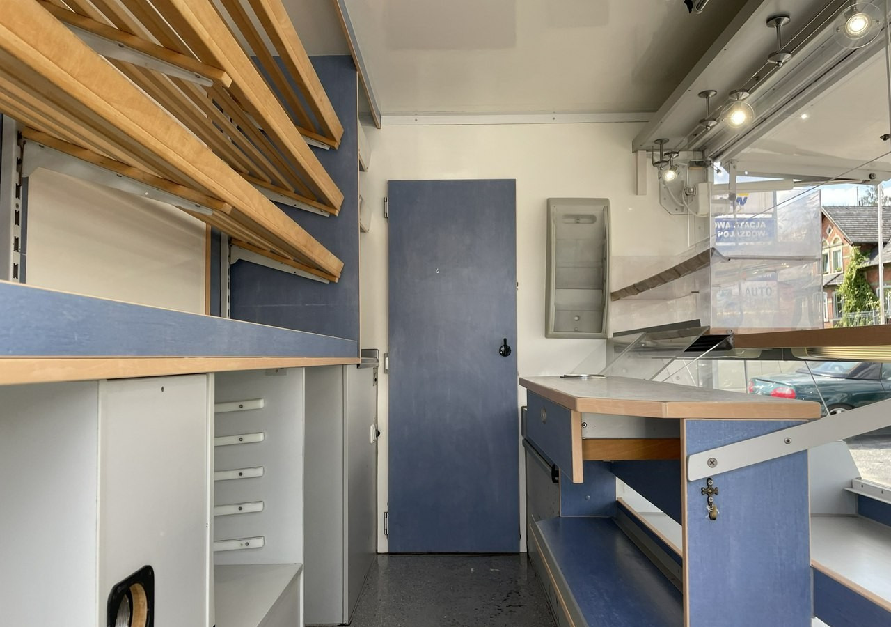 Opel Vivaro Autosklep pieczywa Sklep bar Gastronomiczny Food Truck Foodtruck 200 - Kamion za prodaju brze hrane: slika Opel Vivaro Autosklep pieczywa Sklep bar Gastronomiczny Food Truck Foodtruck 200 - Kamion za prodaju brze hrane Opel Vivaro Autosklep pieczywa Sklep bar Gastronomiczny Food Truck Foodtruck 200 - Kamion za prodaju brze hrane: slika Opel Vivaro Autosklep pieczywa Sklep bar Gastronomiczny Food Truck Foodtruck 200 - Kamion za prodaju brze hrane