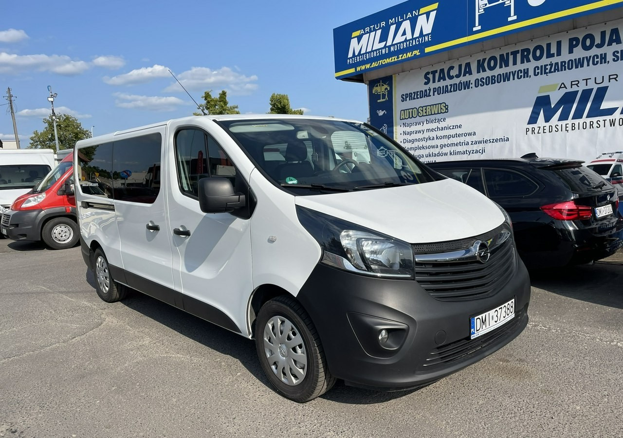 Opel Vivaro III Vivaro L2H1 LONG 1.6CDTI 121KM 2xKLIMA 9-osobowy 2019 Bezwypadkowy - Automobil: slika Opel Vivaro III Vivaro L2H1 LONG 1.6CDTI 121KM 2xKLIMA 9-osobowy 2019 Bezwypadkowy - Automobil Opel Vivaro III Vivaro L2H1 LONG 1.6CDTI 121KM 2xKLIMA 9-osobowy 2019 Bezwypadkowy - Automobil: slika Opel Vivaro III Vivaro L2H1 LONG 1.6CDTI 121KM 2xKLIMA 9-osobowy 2019 Bezwypadkowy - Automobil