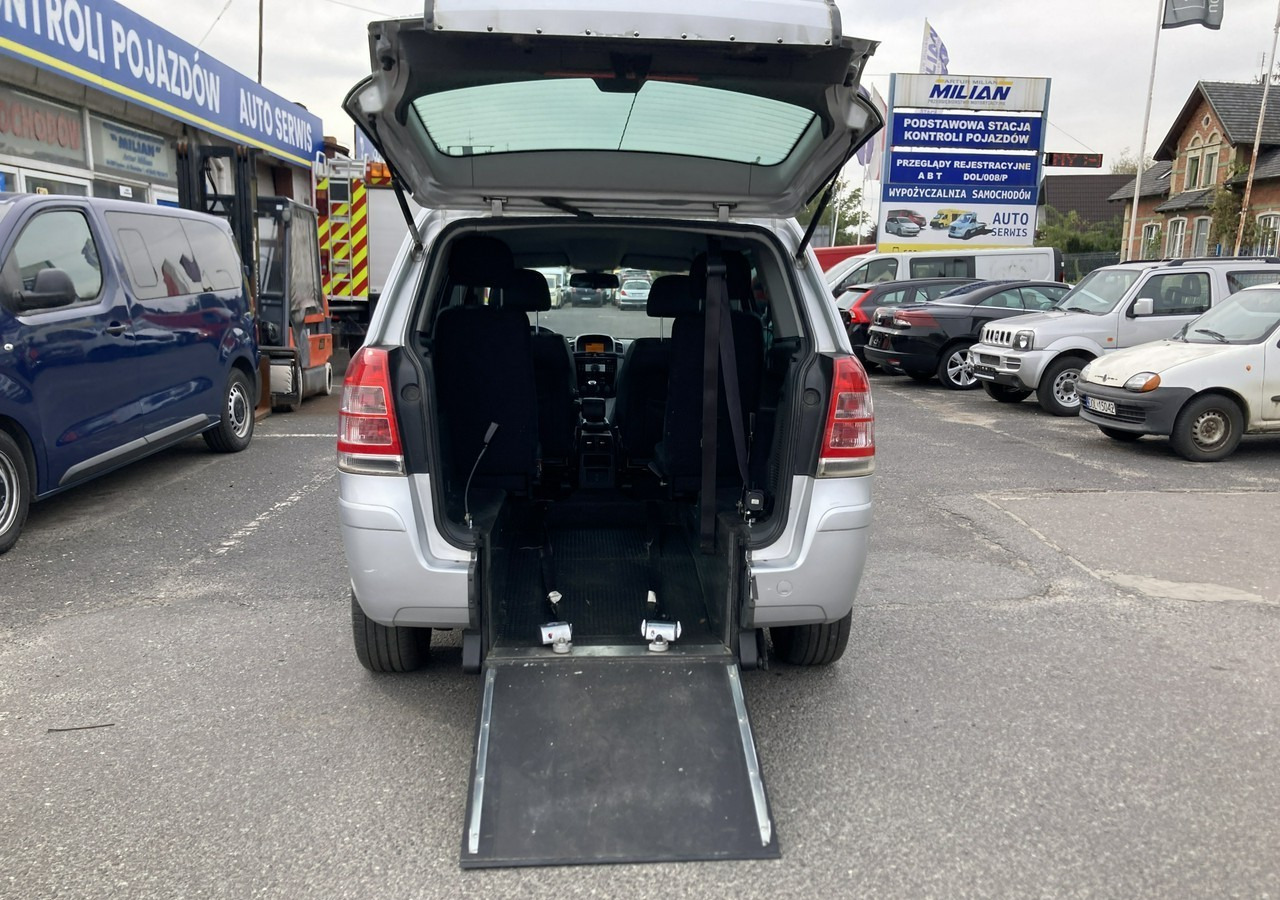 Opel Zafira B Opel Zafira do przewozu Niepełnosprawnych inwalida rampa - Automobil: slika Opel Zafira B Opel Zafira do przewozu Niepełnosprawnych inwalida rampa - Automobil Opel Zafira B Opel Zafira do przewozu Niepełnosprawnych inwalida rampa - Automobil: slika Opel Zafira B Opel Zafira do przewozu Niepełnosprawnych inwalida rampa - Automobil