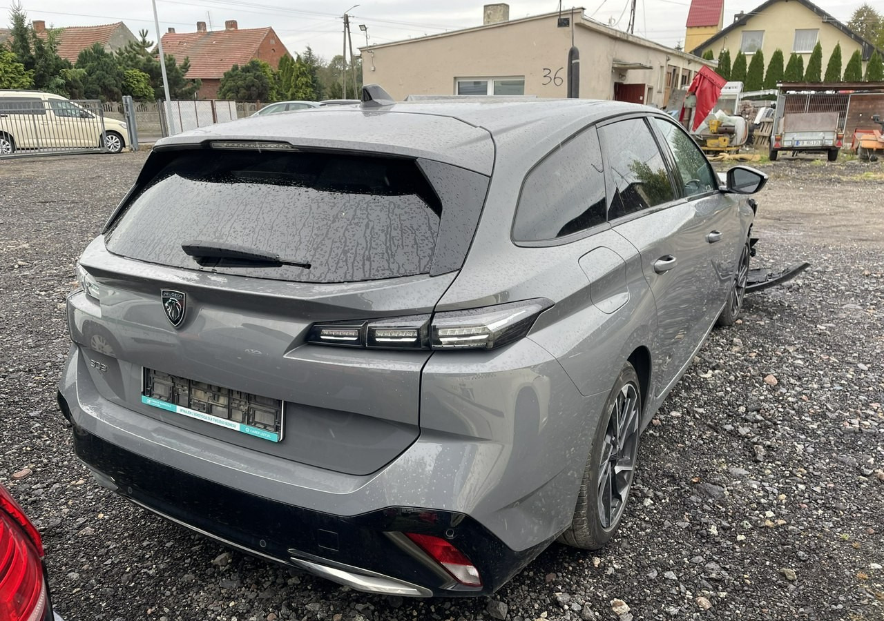 Peugeot 308 P5 Peugeot 308 1.5-131KM BlueHDi Allure Pack S&S EAT8 Salon PL 2024 - Karavan: slika Peugeot 308 P5 Peugeot 308 1.5-131KM BlueHDi Allure Pack S&S EAT8 Salon PL 2024 - Karavan Peugeot 308 P5 Peugeot 308 1.5-131KM BlueHDi Allure Pack S&S EAT8 Salon PL 2024 - Karavan: slika Peugeot 308 P5 Peugeot 308 1.5-131KM BlueHDi Allure Pack S&S EAT8 Salon PL 2024 - Karavan
