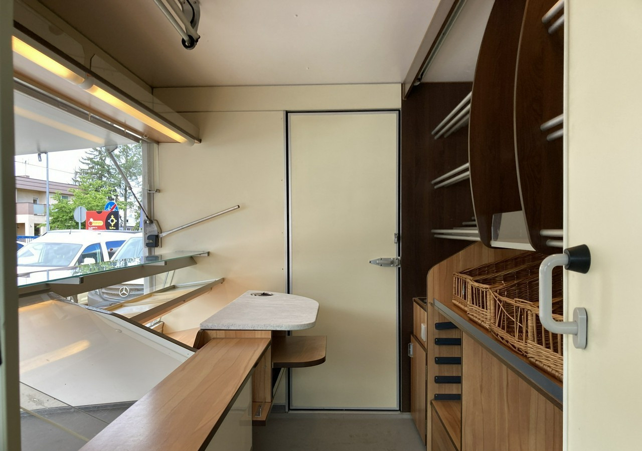 Renault Master Autosklep sklep bar Gastronomiczny Food Truck Foodtruck Borco 2012 - Kamion za prodaju brze hrane: slika Renault Master Autosklep sklep bar Gastronomiczny Food Truck Foodtruck Borco 2012 - Kamion za prodaju brze hrane Renault Master Autosklep sklep bar Gastronomiczny Food Truck Foodtruck Borco 2012 - Kamion za prodaju brze hrane: slika Renault Master Autosklep sklep bar Gastronomiczny Food Truck Foodtruck Borco 2012 - Kamion za prodaju brze hrane