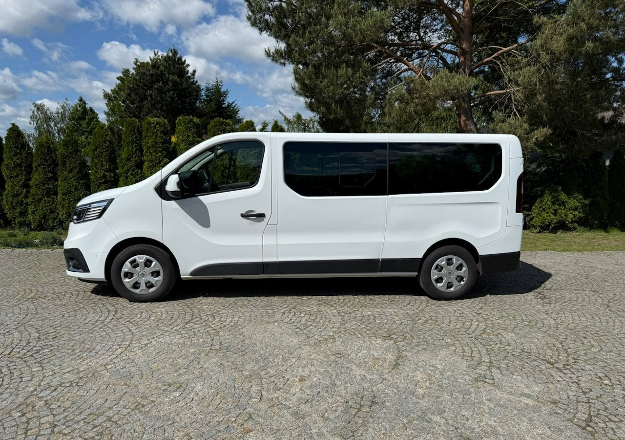 Renault Trafic III 2.0dci 110KM L2H1 LONG 9-osobowy 2xKlima Navi Kamera 2022 - Automobil: slika Renault Trafic III 2.0dci 110KM L2H1 LONG 9-osobowy 2xKlima Navi Kamera 2022 - Automobil Renault Trafic III 2.0dci 110KM L2H1 LONG 9-osobowy 2xKlima Navi Kamera 2022 - Automobil: slika Renault Trafic III 2.0dci 110KM L2H1 LONG 9-osobowy 2xKlima Navi Kamera 2022 - Automobil