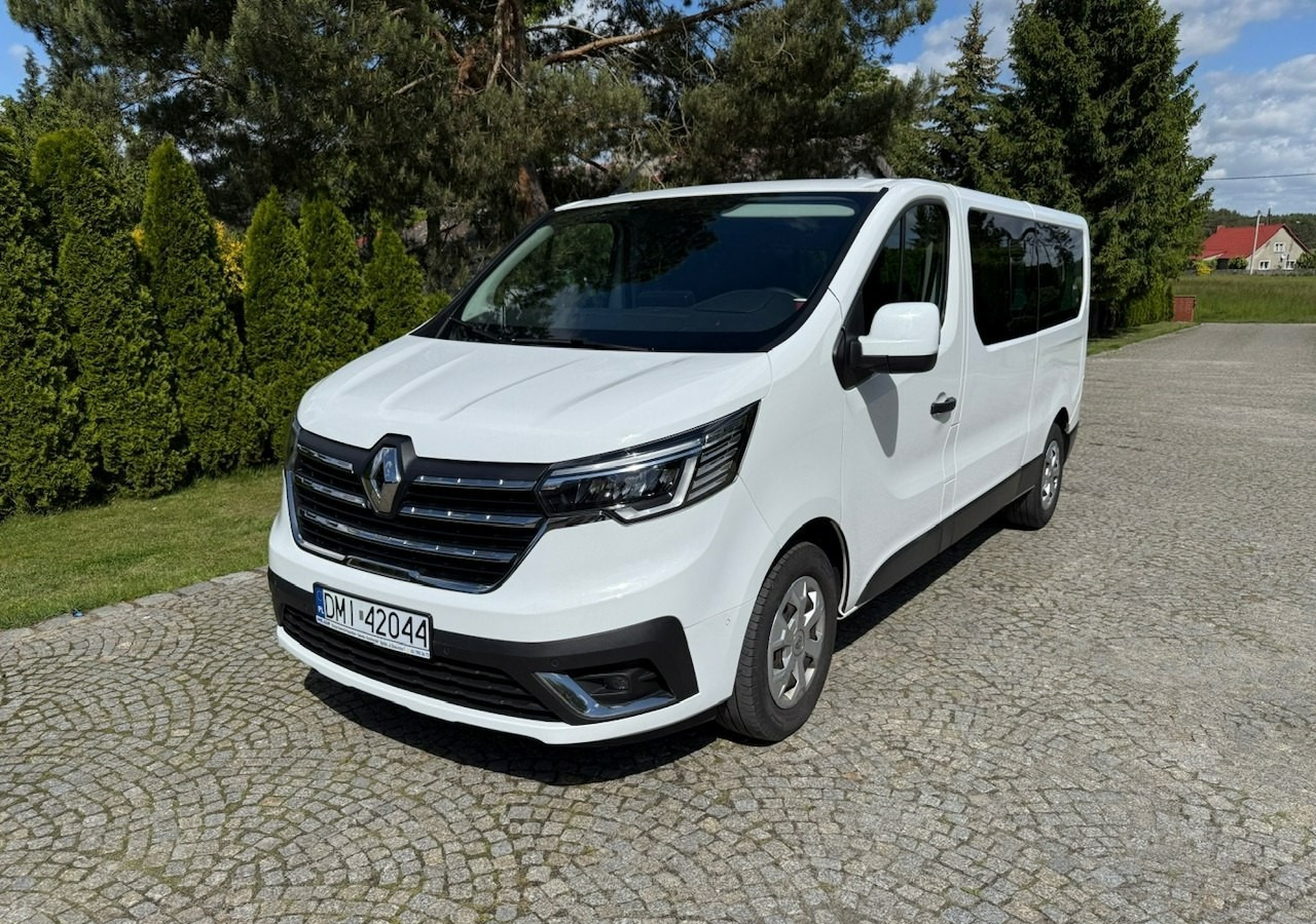 Renault Trafic III 2.0dci 110KM L2H1 LONG 9-osobowy 2xKlima Navi Kamera 2022 - Automobil: slika Renault Trafic III 2.0dci 110KM L2H1 LONG 9-osobowy 2xKlima Navi Kamera 2022 - Automobil Renault Trafic III 2.0dci 110KM L2H1 LONG 9-osobowy 2xKlima Navi Kamera 2022 - Automobil: slika Renault Trafic III 2.0dci 110KM L2H1 LONG 9-osobowy 2xKlima Navi Kamera 2022 - Automobil
