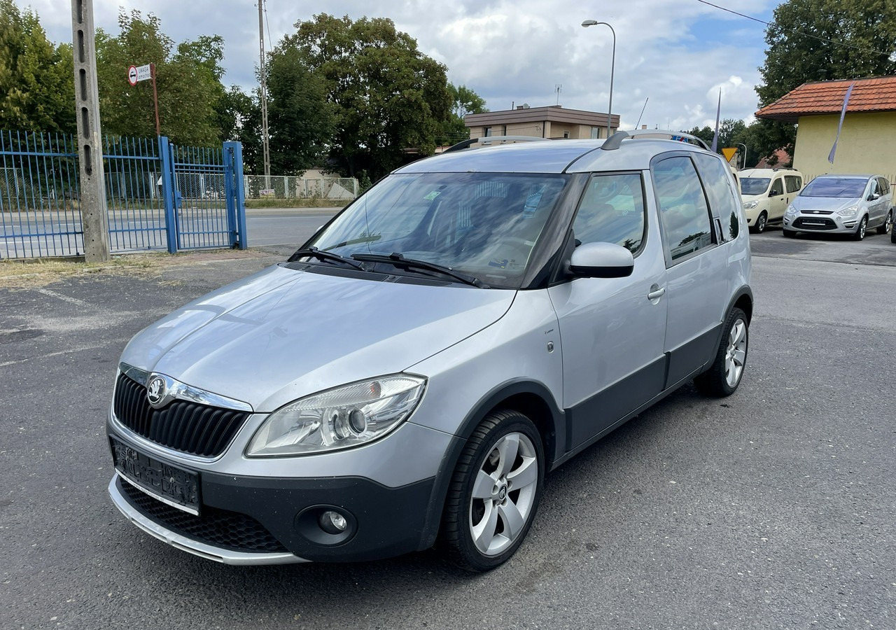Skoda Roomster I Roomster Scout 1.6-16V Klima 2012 - Automobil: slika Skoda Roomster I Roomster Scout 1.6-16V Klima 2012 - Automobil Skoda Roomster I Roomster Scout 1.6-16V Klima 2012 - Automobil: slika Skoda Roomster I Roomster Scout 1.6-16V Klima 2012 - Automobil