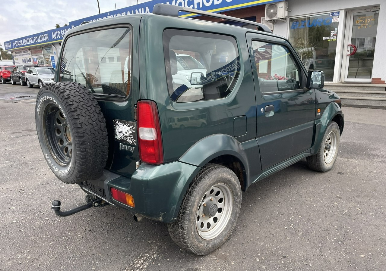 Suzuki Jimny Suzuki Jimny 1.5 Diesel 4X4 - SUV: slika Suzuki Jimny Suzuki Jimny 1.5 Diesel 4X4 - SUV Suzuki Jimny Suzuki Jimny 1.5 Diesel 4X4 - SUV: slika Suzuki Jimny Suzuki Jimny 1.5 Diesel 4X4 - SUV