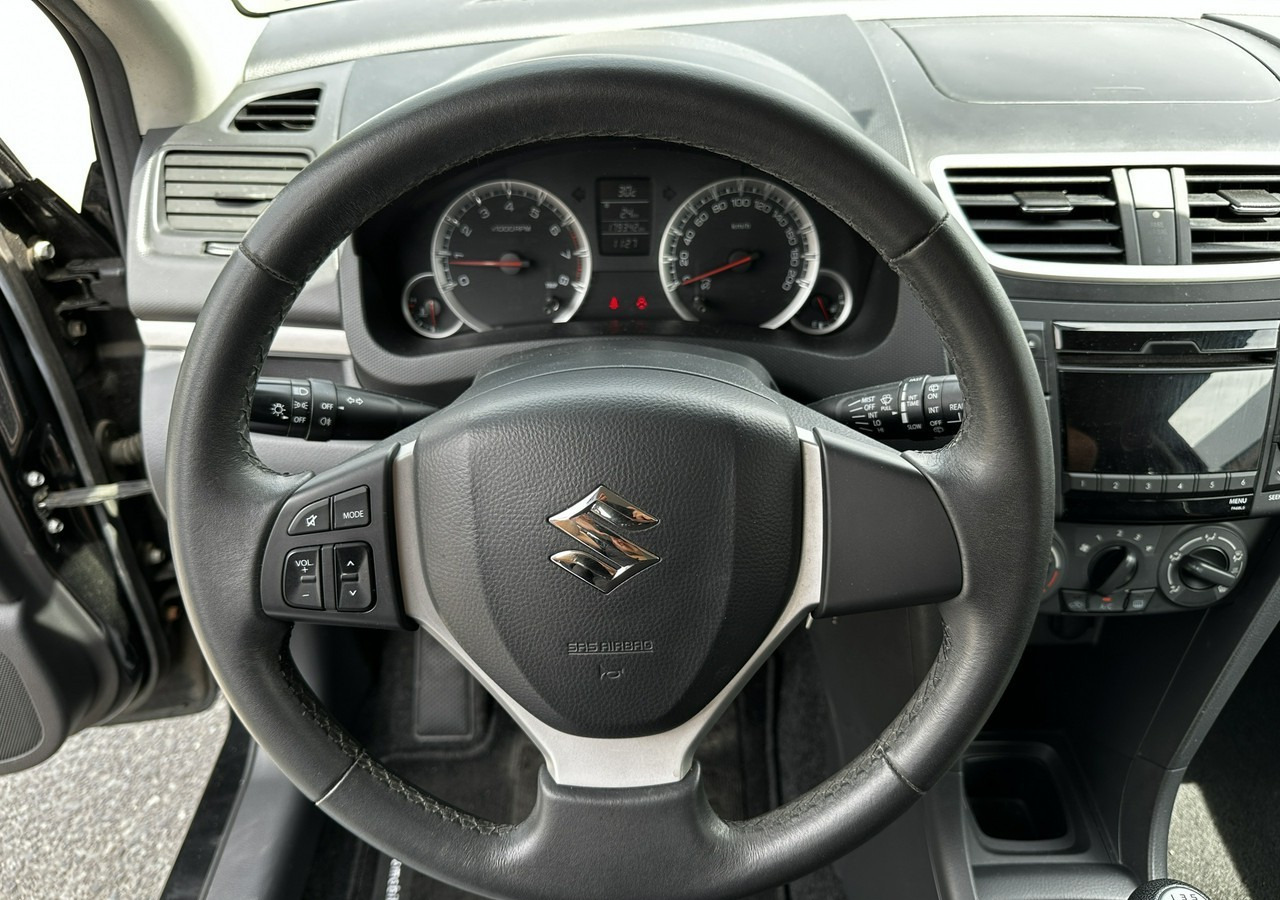 Suzuki Swift V Suzuki Swift 1.2-94KM Klima Model 2012 - Automobil: slika Suzuki Swift V Suzuki Swift 1.2-94KM Klima Model 2012 - Automobil Suzuki Swift V Suzuki Swift 1.2-94KM Klima Model 2012 - Automobil: slika Suzuki Swift V Suzuki Swift 1.2-94KM Klima Model 2012 - Automobil