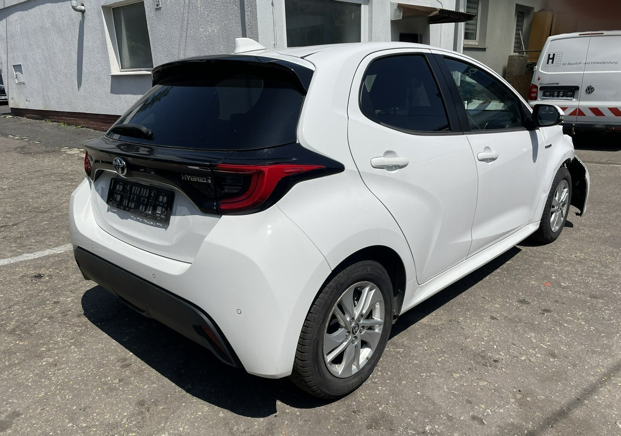 Toyota Yaris IV Toyota Yaris Hybrid 1.5 Active Salon PL 2023 FV 23% - Hatchback: slika Toyota Yaris IV Toyota Yaris Hybrid 1.5 Active Salon PL 2023 FV 23% - Hatchback Toyota Yaris IV Toyota Yaris Hybrid 1.5 Active Salon PL 2023 FV 23% - Hatchback: slika Toyota Yaris IV Toyota Yaris Hybrid 1.5 Active Salon PL 2023 FV 23% - Hatchback