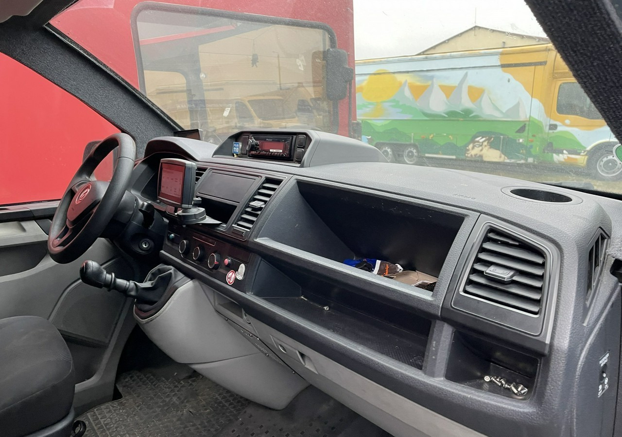 Vozilo za sakupljanje otpada Volkswagen Transporter T6 Transporter Bankowóz kuloodporny opanceżony Model 2018: slika Vozilo za sakupljanje otpada Volkswagen Transporter T6 Transporter Bankowóz kuloodporny opanceżony Model 2018