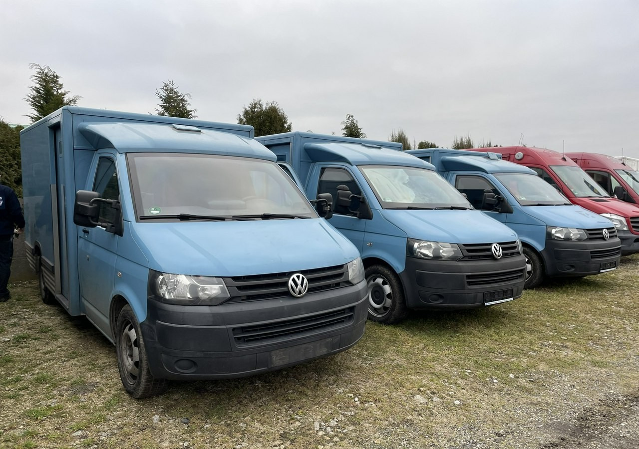 Volkswagen Transporter Trasporter T5 Bankowóz kuloodporny opanceżony Model 2015 - Vozilo za sakupljanje otpada: slika Volkswagen Transporter Trasporter T5 Bankowóz kuloodporny opanceżony Model 2015 - Vozilo za sakupljanje otpada Volkswagen Transporter Trasporter T5 Bankowóz kuloodporny opanceżony Model 2015 - Vozilo za sakupljanje otpada: slika Volkswagen Transporter Trasporter T5 Bankowóz kuloodporny opanceżony Model 2015 - Vozilo za sakupljanje otpada