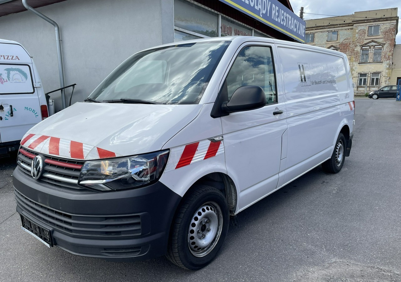 Volkswagen Transporter Volkswagen Transporter T6 Long 2.0-150KM 4X4 Klima Model 2018 - Furgon: slika Volkswagen Transporter Volkswagen Transporter T6 Long 2.0-150KM 4X4 Klima Model 2018 - Furgon Volkswagen Transporter Volkswagen Transporter T6 Long 2.0-150KM 4X4 Klima Model 2018 - Furgon: slika Volkswagen Transporter Volkswagen Transporter T6 Long 2.0-150KM 4X4 Klima Model 2018 - Furgon