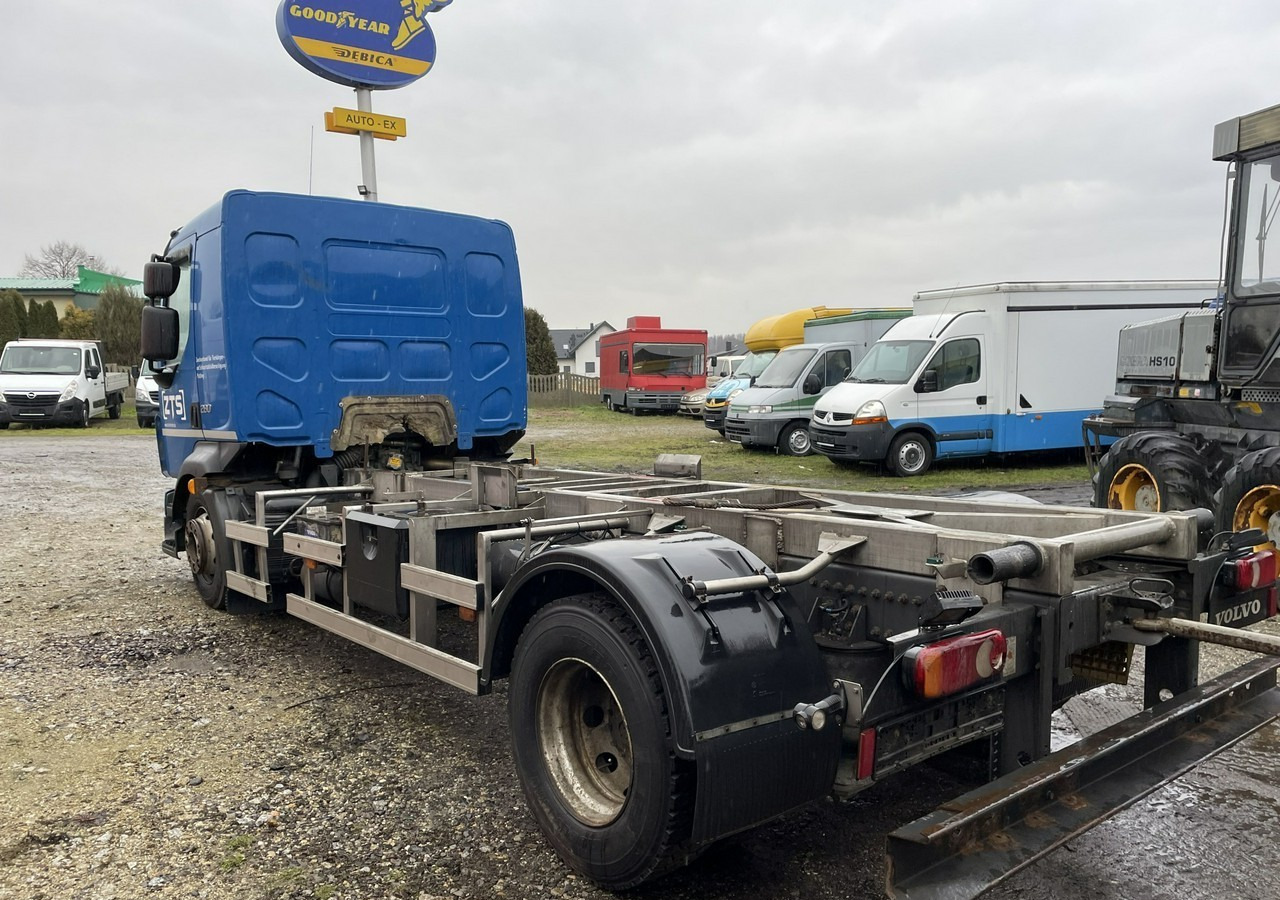 Volvo Inny Volvo Volvo FLB3C-280 Rama Klima 16000DMC 2016r EURO 6 - Kamion-šasija: slika Volvo Inny Volvo Volvo FLB3C-280 Rama Klima 16000DMC 2016r EURO 6 - Kamion-šasija Volvo Inny Volvo Volvo FLB3C-280 Rama Klima 16000DMC 2016r EURO 6 - Kamion-šasija: slika Volvo Inny Volvo Volvo FLB3C-280 Rama Klima 16000DMC 2016r EURO 6 - Kamion-šasija