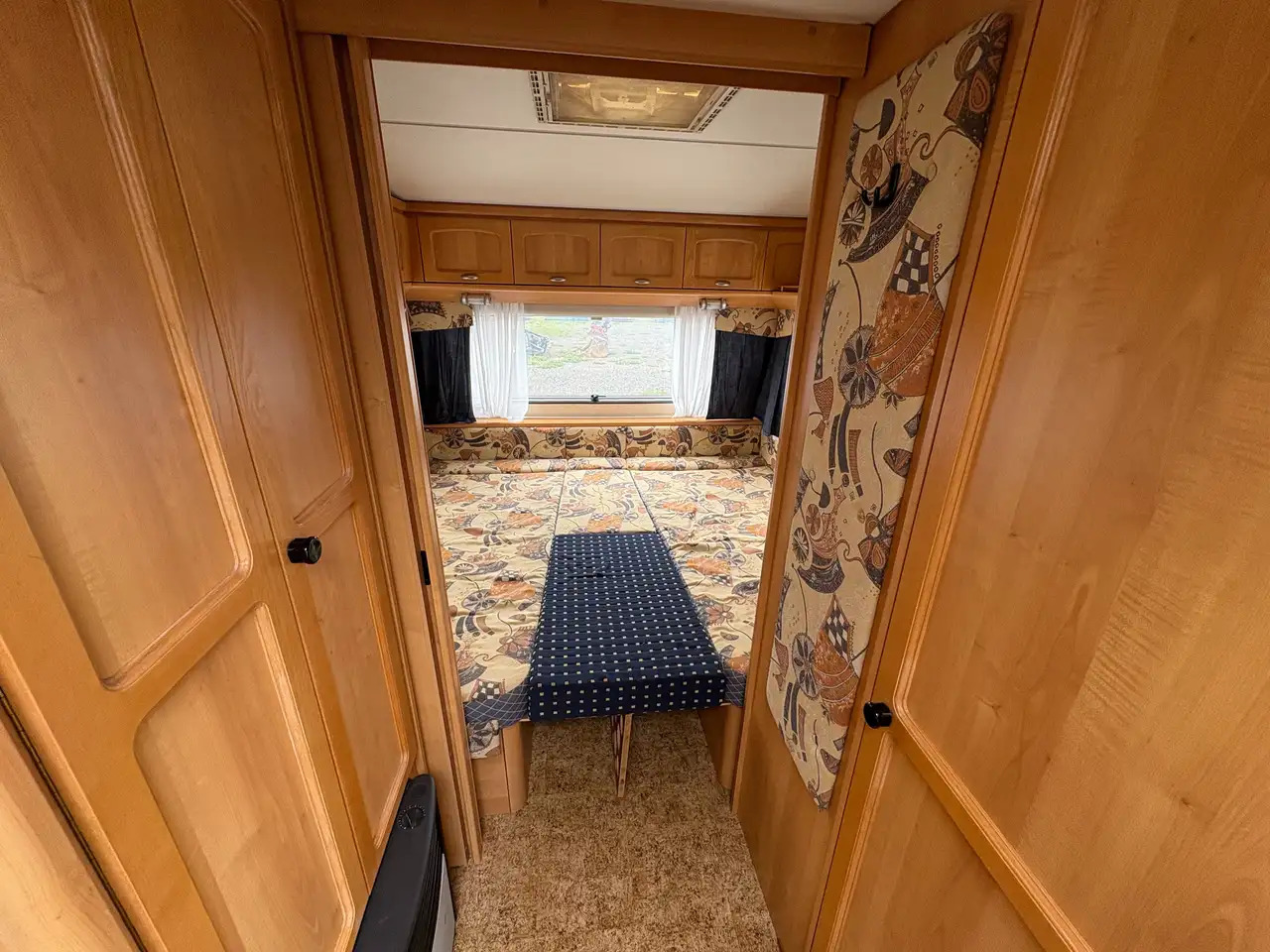 Bürstner Amara Luxus - Kamp prikolica: slika Bürstner Amara Luxus - Kamp prikolica Bürstner Amara Luxus - Kamp prikolica: slika Bürstner Amara Luxus - Kamp prikolica