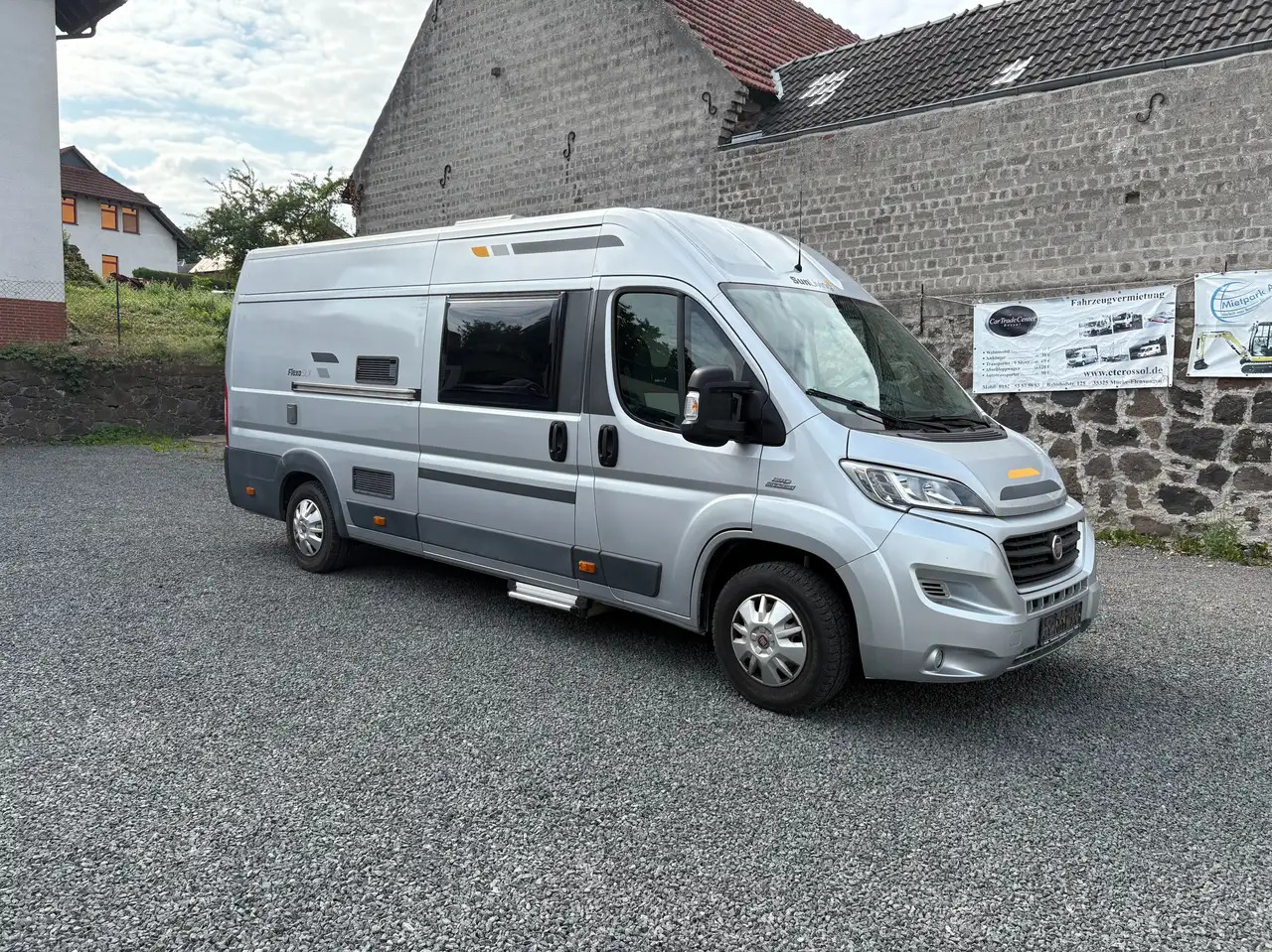Sun Living Flexo SLX - Kamp kombi: slika Sun Living Flexo SLX - Kamp kombi Sun Living Flexo SLX - Kamp kombi: slika Sun Living Flexo SLX - Kamp kombi