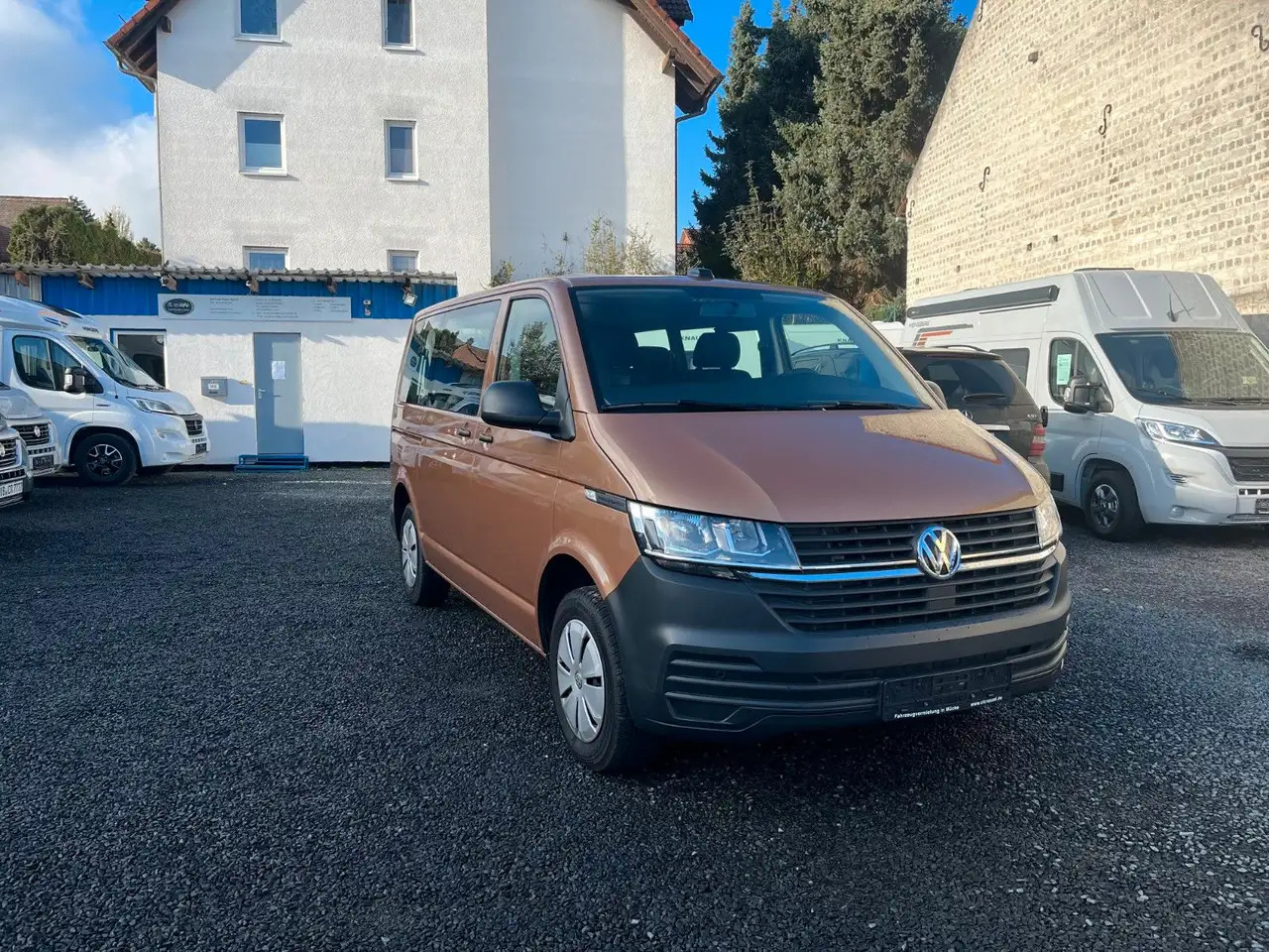 Volkswagen T6.1 Transporter T6.1 Transporter Kombi Kombi FWD - Minibus, Putnički kombi: slika Volkswagen T6.1 Transporter T6.1 Transporter Kombi Kombi FWD - Minibus, Putnički kombi Volkswagen T6.1 Transporter T6.1 Transporter Kombi Kombi FWD - Minibus, Putnički kombi: slika Volkswagen T6.1 Transporter T6.1 Transporter Kombi Kombi FWD - Minibus, Putnički kombi