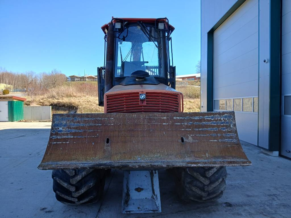 Komatsu 840.3 - Forvarder: slika Komatsu 840.3 - Forvarder Komatsu 840.3 - Forvarder: slika Komatsu 840.3 - Forvarder