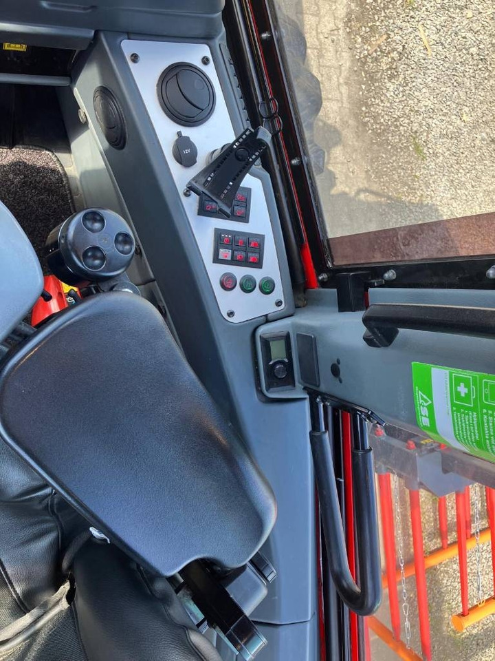 Forvarder Komatsu 855: slika Forvarder Komatsu 855 Forvarder Komatsu 855: slika Forvarder Komatsu 855