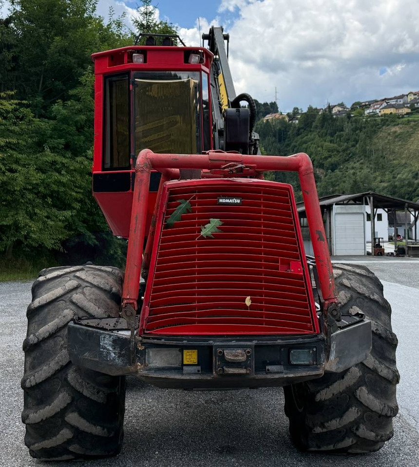 Komatsu 911.5 - Kombajn za šumarstvo: slika Komatsu 911.5 - Kombajn za šumarstvo Komatsu 911.5 - Kombajn za šumarstvo: slika Komatsu 911.5 - Kombajn za šumarstvo