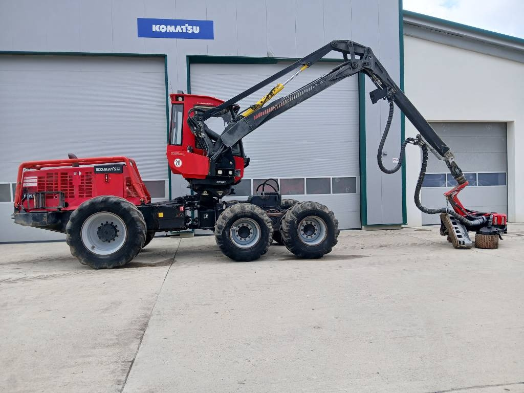 Komatsu 931.1 - Kombajn za šumarstvo: slika Komatsu 931.1 - Kombajn za šumarstvo Komatsu 931.1 - Kombajn za šumarstvo: slika Komatsu 931.1 - Kombajn za šumarstvo