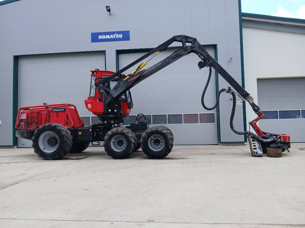 Komatsu 931.1 - Kombajn za šumarstvo: slika Komatsu 931.1 - Kombajn za šumarstvo Komatsu 931.1 - Kombajn za šumarstvo: slika Komatsu 931.1 - Kombajn za šumarstvo