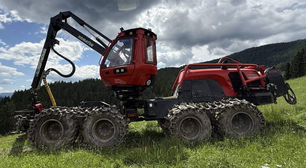 Komatsu 931XC - Kombajn za šumarstvo: slika Komatsu 931XC - Kombajn za šumarstvo Komatsu 931XC - Kombajn za šumarstvo: slika Komatsu 931XC - Kombajn za šumarstvo