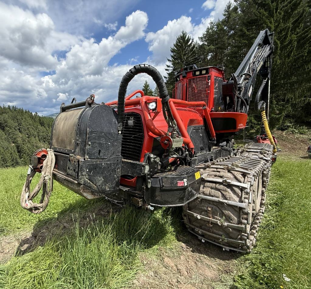 Komatsu 931XC - Kombajn za šumarstvo: slika Komatsu 931XC - Kombajn za šumarstvo Komatsu 931XC - Kombajn za šumarstvo: slika Komatsu 931XC - Kombajn za šumarstvo