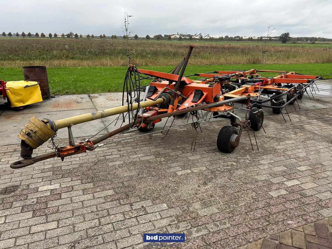 Fella TH1300 Hydro - Prevrtač sijena/ Grabulje: slika Fella TH1300 Hydro - Prevrtač sijena/ Grabulje Fella TH1300 Hydro - Prevrtač sijena/ Grabulje: slika Fella TH1300 Hydro - Prevrtač sijena/ Grabulje