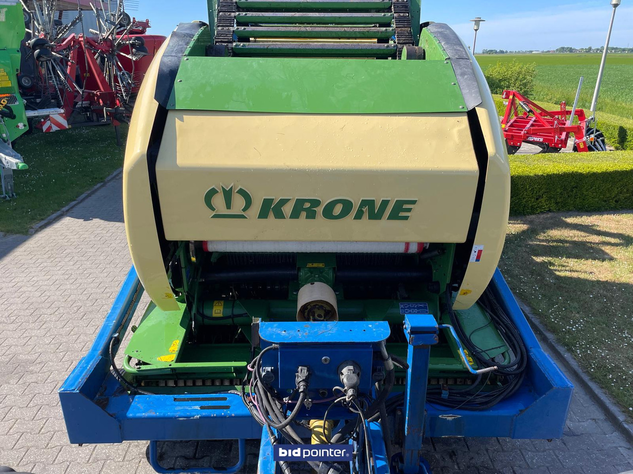 Krone Comprima F 155 XC - Rolo balirka: slika Krone Comprima F 155 XC - Rolo balirka Krone Comprima F 155 XC - Rolo balirka: slika Krone Comprima F 155 XC - Rolo balirka