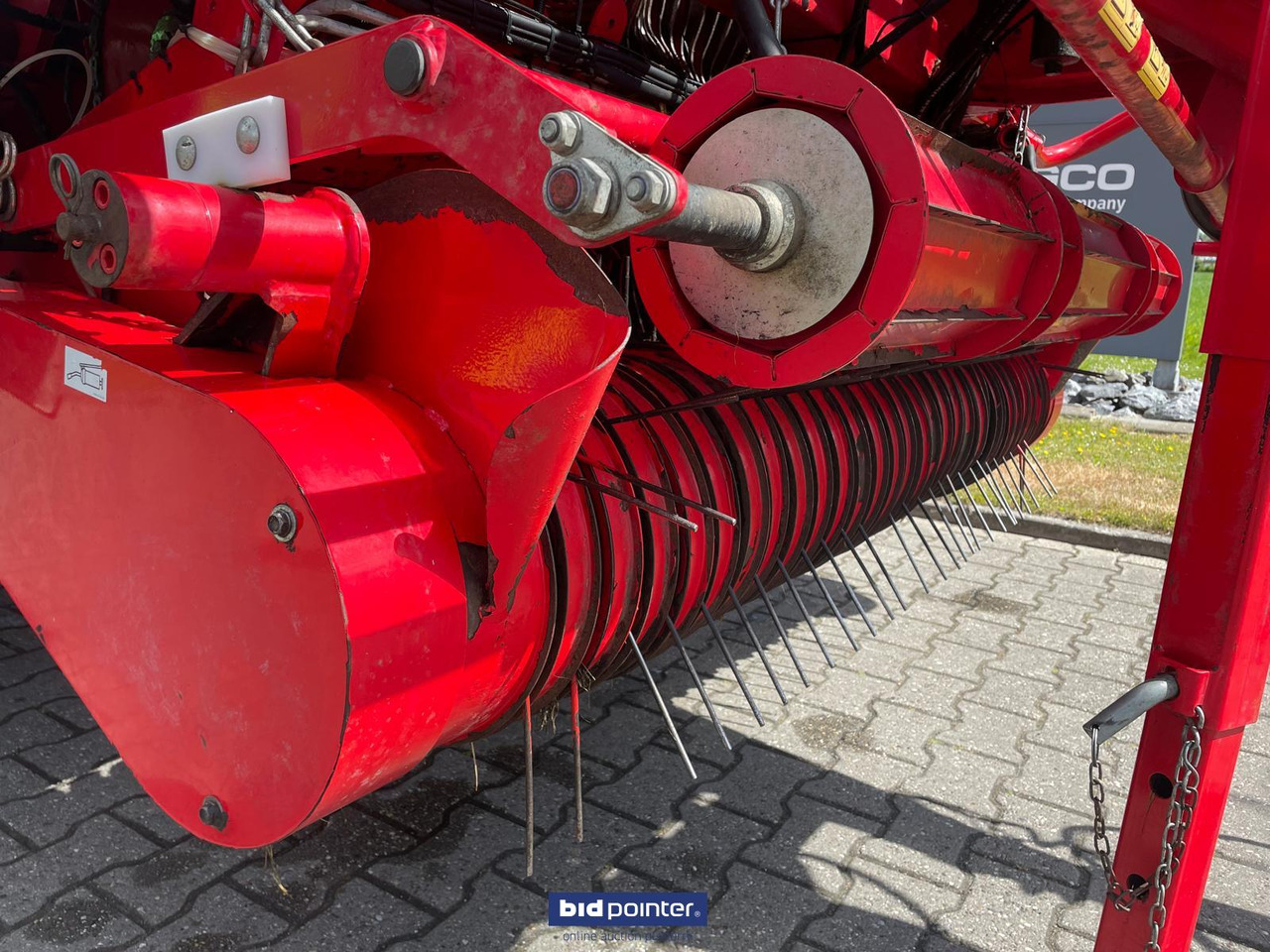 Lely Welger RPC 245 Tornado - Rolo balirka: slika Lely Welger RPC 245 Tornado - Rolo balirka Lely Welger RPC 245 Tornado - Rolo balirka: slika Lely Welger RPC 245 Tornado - Rolo balirka
