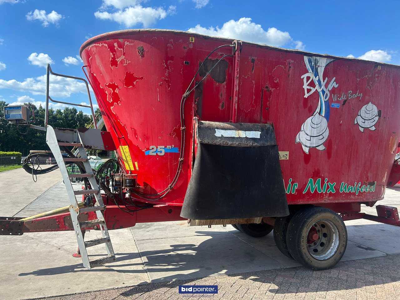 Peecon Biga 25m3 - Vagon-miješalica za krmivo: slika Peecon Biga 25m3 - Vagon-miješalica za krmivo Peecon Biga 25m3 - Vagon-miješalica za krmivo: slika Peecon Biga 25m3 - Vagon-miješalica za krmivo