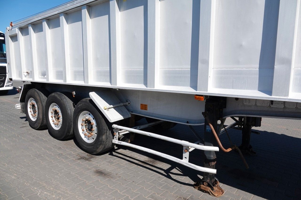 Benalu WYWROTKA / 25 m3 / ALUMINIOWA / OŚ PODNOSZONA / - Kiper poluprikolica: slika Benalu WYWROTKA / 25 m3 / ALUMINIOWA / OŚ PODNOSZONA / - Kiper poluprikolica Benalu WYWROTKA / 25 m3 / ALUMINIOWA / OŚ PODNOSZONA / - Kiper poluprikolica: slika Benalu WYWROTKA / 25 m3 / ALUMINIOWA / OŚ PODNOSZONA / - Kiper poluprikolica