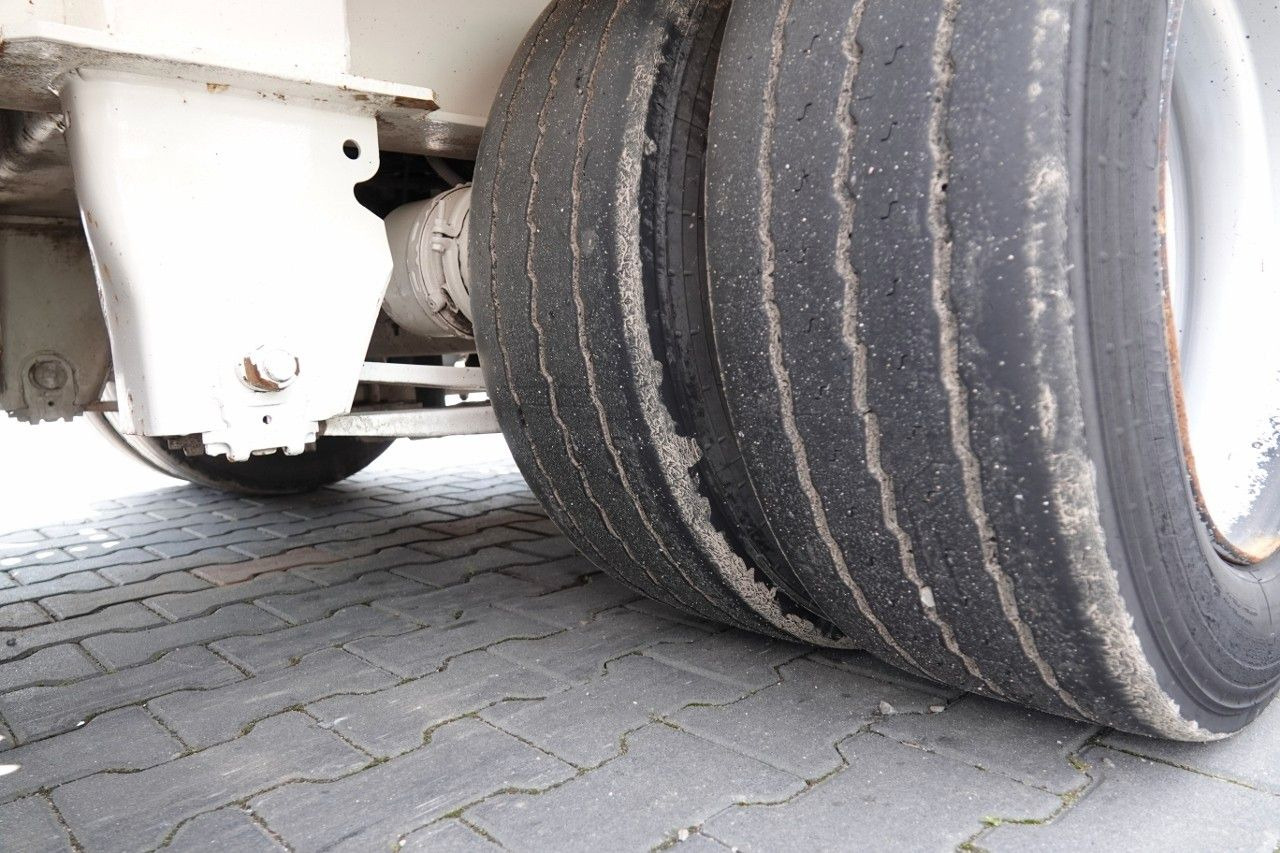 Poluprikolica s niskim utovarivačem  CASTERA NACZEPA LAWETA / NISKOPODWOZIOWA / 13,4: slika Poluprikolica s niskim utovarivačem  CASTERA NACZEPA LAWETA / NISKOPODWOZIOWA / 13,4