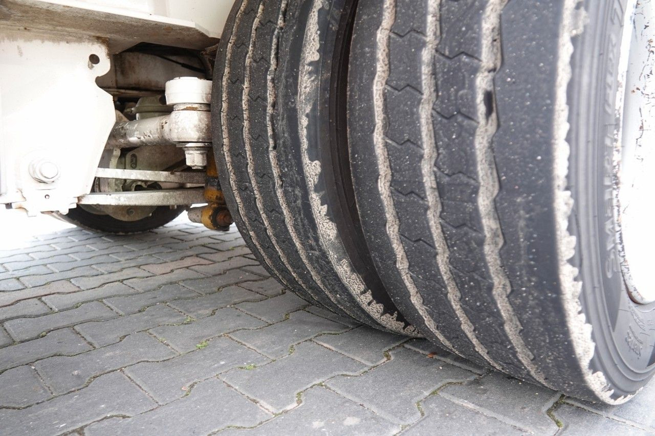 Poluprikolica s niskim utovarivačem  CASTERA NACZEPA LAWETA / NISKOPODWOZIOWA / 13,4: slika Poluprikolica s niskim utovarivačem  CASTERA NACZEPA LAWETA / NISKOPODWOZIOWA / 13,4