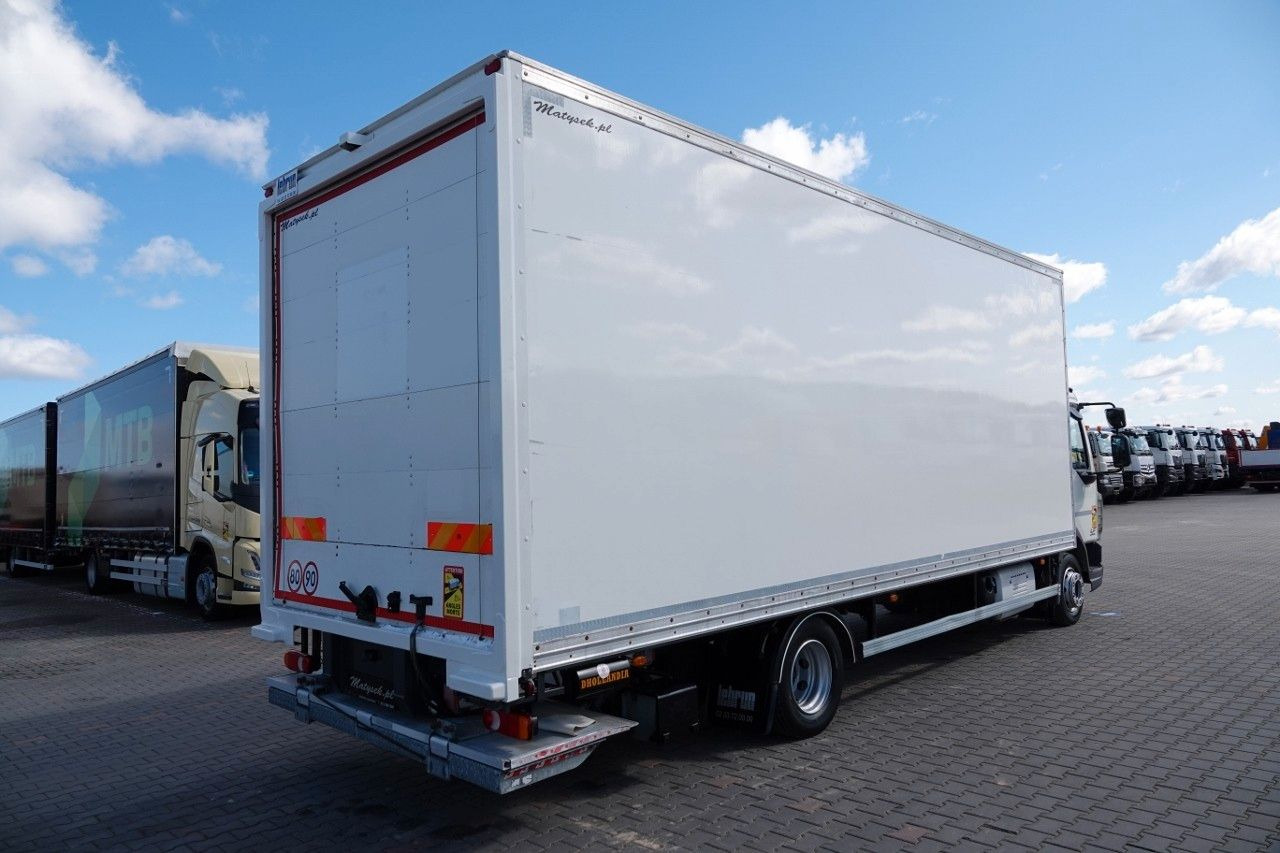 DAF LF 210 / KONTENER - 7 M / SOLÓWKA / WINDA DHOLLA - Kamion sandučar: slika DAF LF 210 / KONTENER - 7 M / SOLÓWKA / WINDA DHOLLA - Kamion sandučar DAF LF 210 / KONTENER - 7 M / SOLÓWKA / WINDA DHOLLA - Kamion sandučar: slika DAF LF 210 / KONTENER - 7 M / SOLÓWKA / WINDA DHOLLA - Kamion sandučar