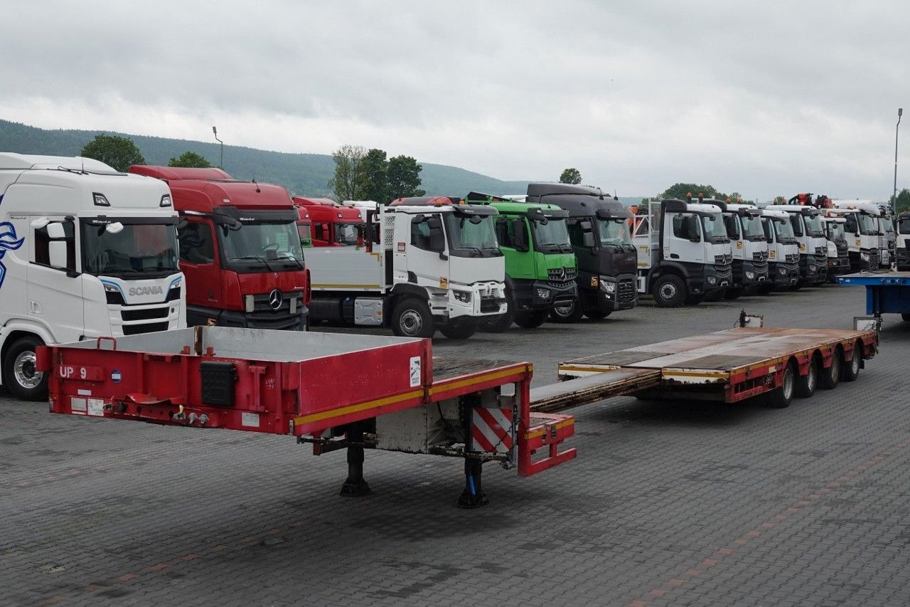 Faymonville NISKOPODWOZIE / STN-4AX / ROZCIĄGANA / 4 OSIE / - Poluprikolica s niskim utovarivačem: slika Faymonville NISKOPODWOZIE / STN-4AX / ROZCIĄGANA / 4 OSIE / - Poluprikolica s niskim utovarivačem Faymonville NISKOPODWOZIE / STN-4AX / ROZCIĄGANA / 4 OSIE / - Poluprikolica s niskim utovarivačem: slika Faymonville NISKOPODWOZIE / STN-4AX / ROZCIĄGANA / 4 OSIE / - Poluprikolica s niskim utovarivačem
