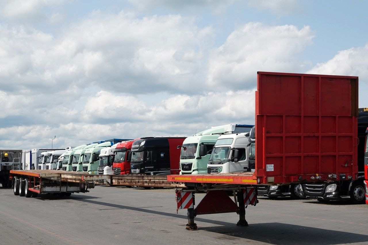 Faymonville SPZ-3AA / NACZEPA LAWETA / ROZCIĄGANA / 29 M / - Poluprikolica s niskim utovarivačem: slika Faymonville SPZ-3AA / NACZEPA LAWETA / ROZCIĄGANA / 29 M / - Poluprikolica s niskim utovarivačem Faymonville SPZ-3AA / NACZEPA LAWETA / ROZCIĄGANA / 29 M / - Poluprikolica s niskim utovarivačem: slika Faymonville SPZ-3AA / NACZEPA LAWETA / ROZCIĄGANA / 29 M / - Poluprikolica s niskim utovarivačem