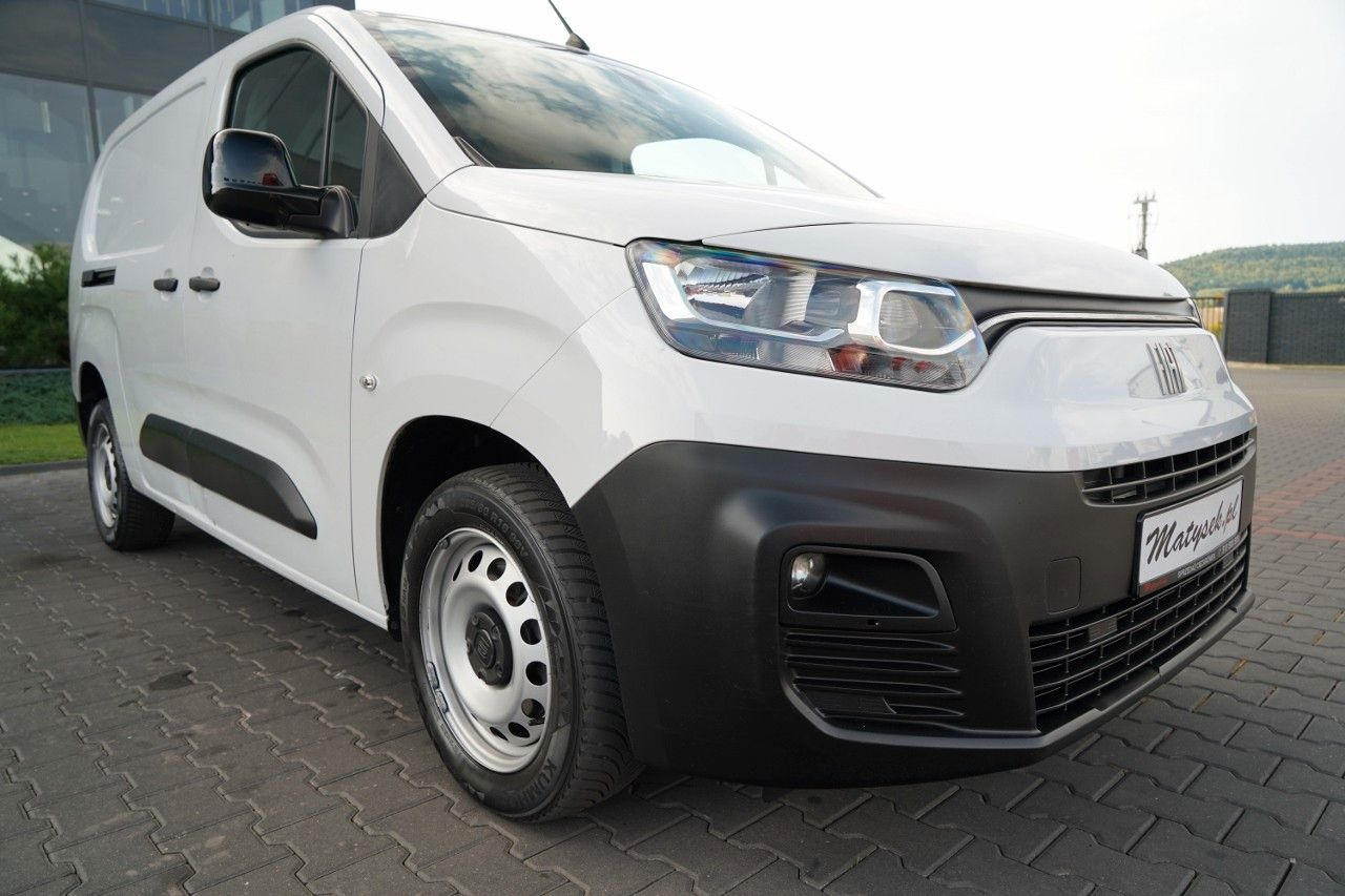 Mali kombi Fiat DOBLO  / FURGON / BLASZAK / 2023 R  / SPROWADZON: slika Mali kombi Fiat DOBLO  / FURGON / BLASZAK / 2023 R  / SPROWADZON